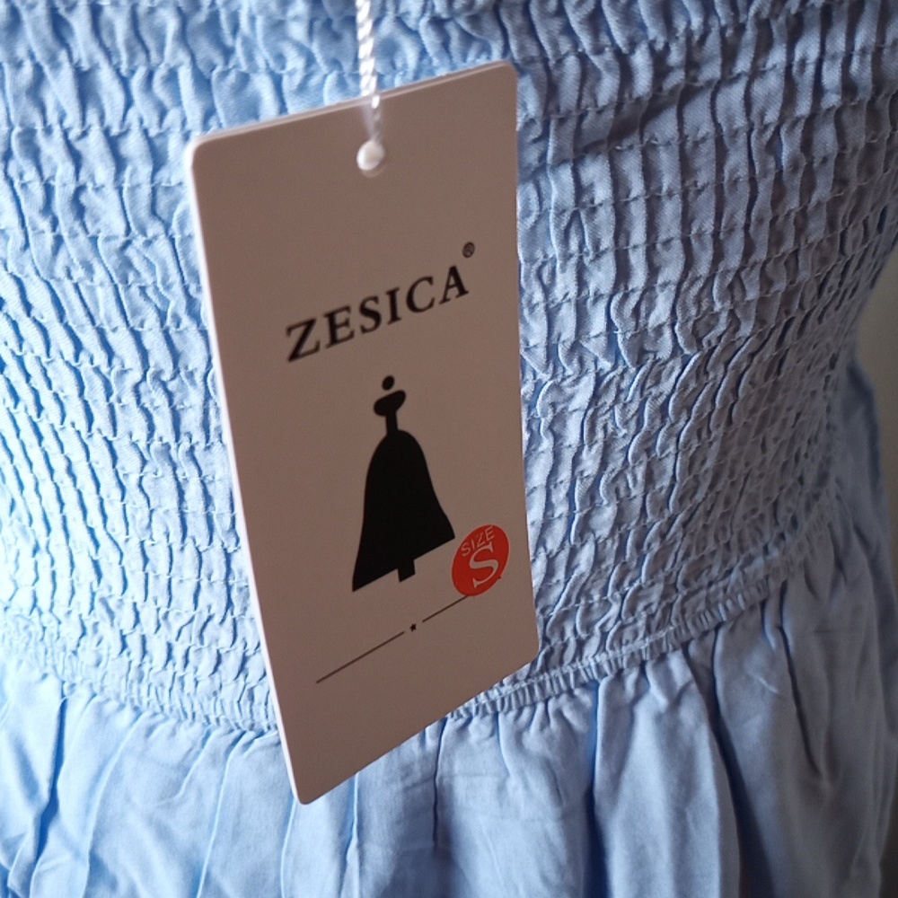 NEW Zesica Baby Blue Dress Short Puff Sleeves Sz. S Ruched Chest - Picture 6 of 6